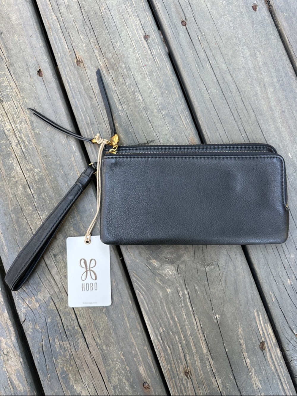 Hobo Black Pebbled Leather Dayton Wristlet
